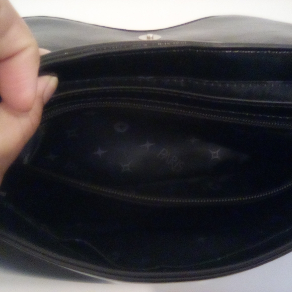 Paris Hilton Women's Rider Large Shoulder Baguette Bag Black Silver Chain - Picture 15 of 16